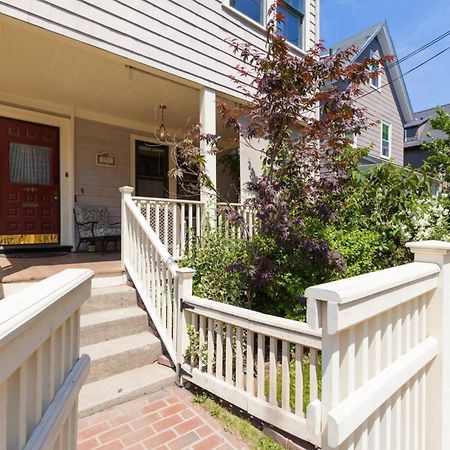 Charming Harvard Victorian Cambridge Exterior foto